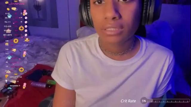 Image 8 of default_olive Stream on Chaturbate on 1 month ago