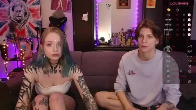 Image 3 of degradat1on Stream on Chaturbate on 16 months ago