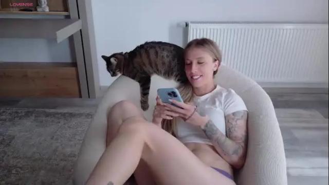 Image 12 of deidi_sweet Stream on Chaturbate on 1 month ago