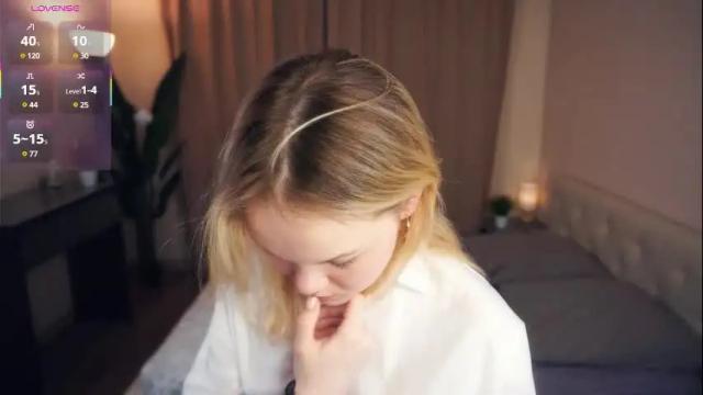 Image 3 of deliaderrick Stream on Chaturbate on 1 month ago