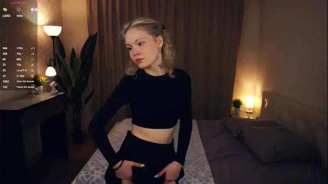 Image 4 of deliaderrick Stream on Chaturbate on 20 days ago