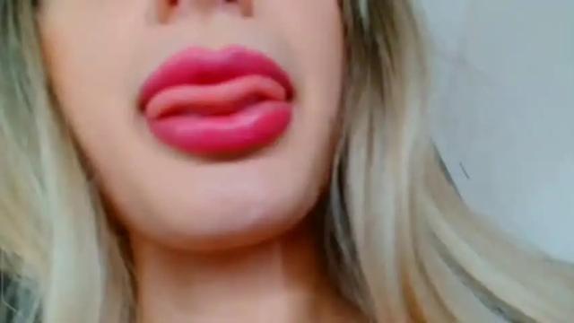 Image 7 of deliciaalove Stream on Chaturbate on 19 months ago