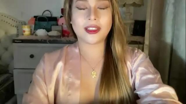 Image 10 of delicious_iya69 Stream on Chaturbate on 2 months ago
