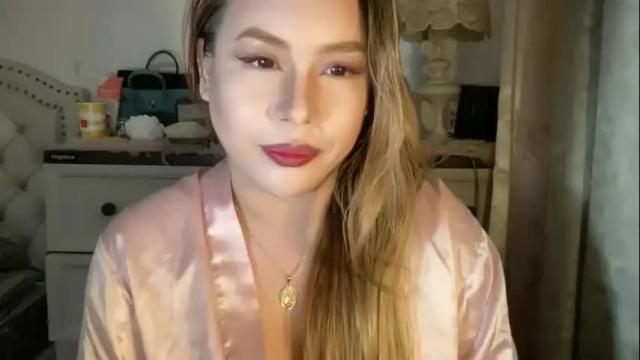 Image 2 of delicious_iya69 Stream on Chaturbate on 2 months ago