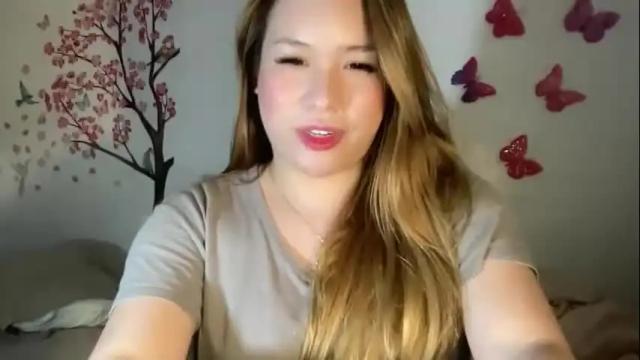 Image 3 of delicious_iya69 Stream on Chaturbate on 1 month ago