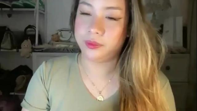 Image 4 of delicious_iya69 Stream on Chaturbate on 19 days ago