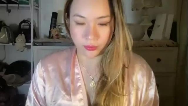Image 10 of delicious_iya69 Stream on Chaturbate on 9 days ago