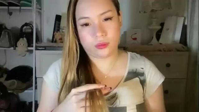 Image 8 of delicious_iya69 Stream on Chaturbate on 9 days ago