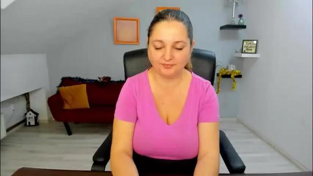 Image 10 of deliciouslolly Stream on Chaturbate on 24 days ago