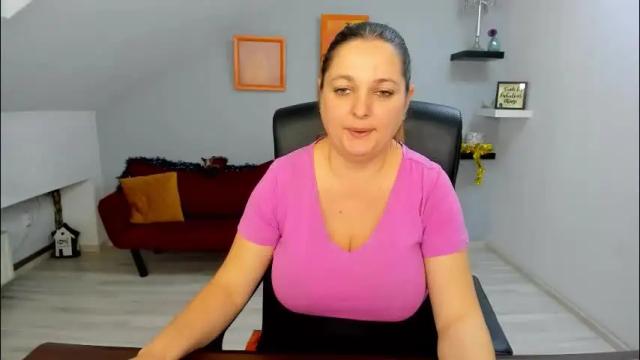 Image 7 of deliciouslolly Stream on Chaturbate on 24 days ago