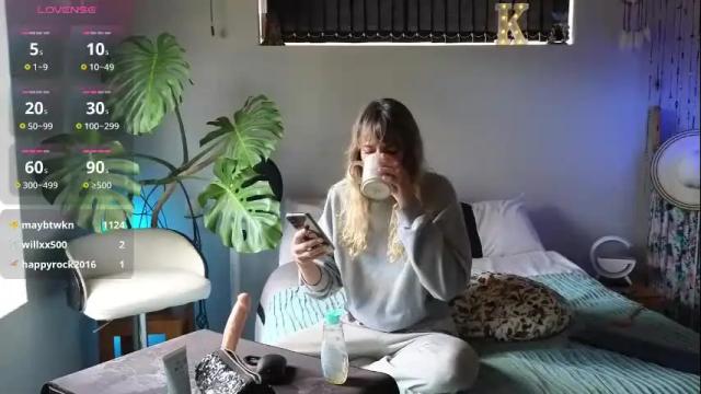 Image 2 of deliciousmonster30 Stream on Chaturbate on 27 days ago