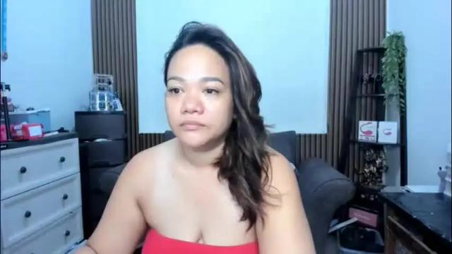 Image 3 of delightfulcurvy Stream on Chaturbate on 1 month ago