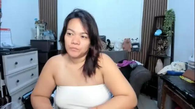 Image 4 of delightfulcurvy Stream on Chaturbate on 1 month ago