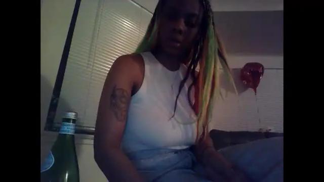 Image 7 of delightfuldark Stream on Chaturbate on 28 days ago