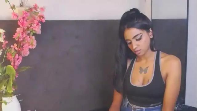 Image 10 of delilah_blazee Stream on Chaturbate on 1 month ago