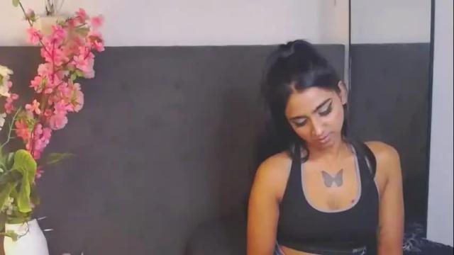 Image 7 of delilah_blazee Stream on Chaturbate on 1 month ago
