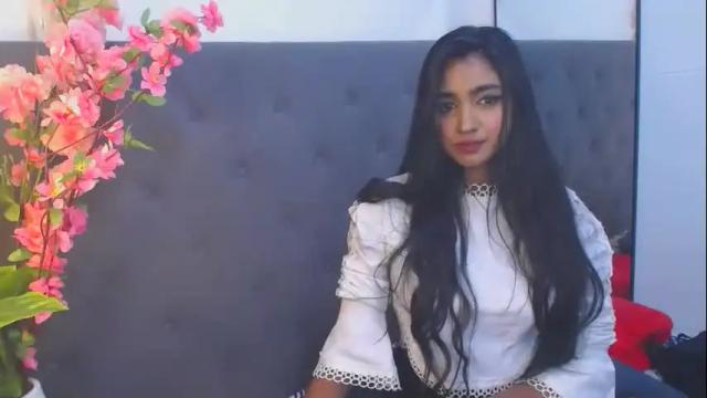 Image 2 of delilah_blazee Stream on Chaturbate on 1 month ago