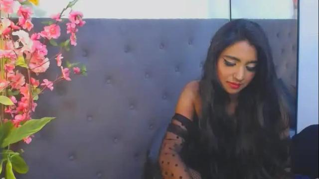 Image 10 of delilah_blazee Stream on Chaturbate on 27 days ago