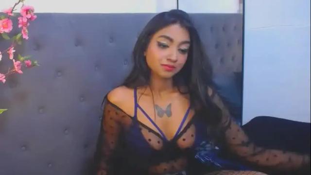 Image 2 of delilah_blazee Stream on Chaturbate on 27 days ago