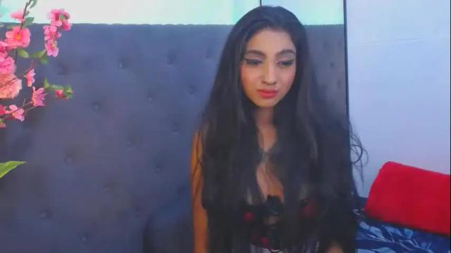 Image 2 of delilah_blazee Stream on Chaturbate on 22 days ago