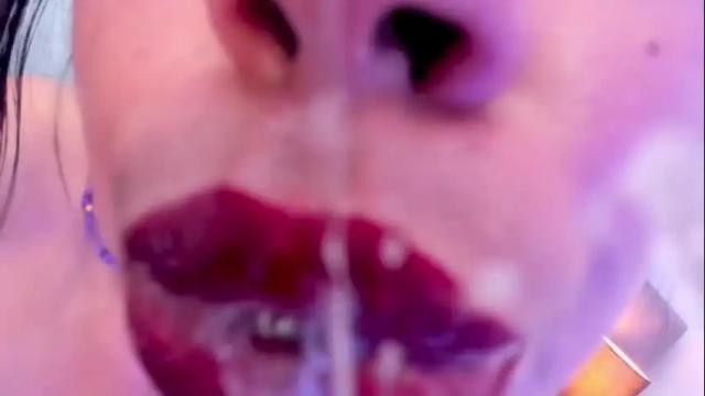 Image 10 of delilah_fix Stream on Chaturbate on 2 months ago