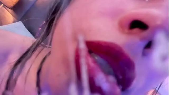 Image 11 of delilah_fix Stream on Chaturbate on 2 months ago
