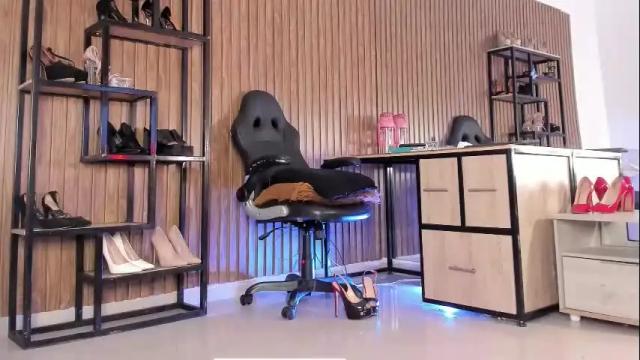 Image 11 of delilah_smith_1 Stream on Chaturbate on 1 month ago