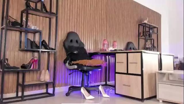 Image 11 of delilah_smith_1 Stream on Chaturbate on 25 days ago
