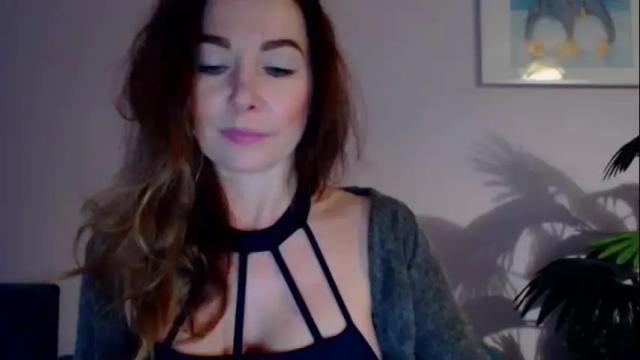 Image 2 of delilah_sweet Stream on Chaturbate on 19 months ago