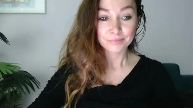 Image 2 of delilah_sweet Stream on Chaturbate on 5 months ago