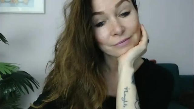Image 3 of delilah_sweet Stream on Chaturbate on 5 months ago
