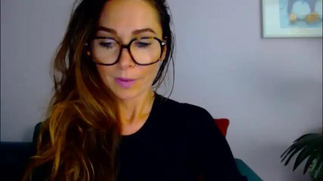 Image 7 of delilah_sweet Stream on Chaturbate on 2 months ago