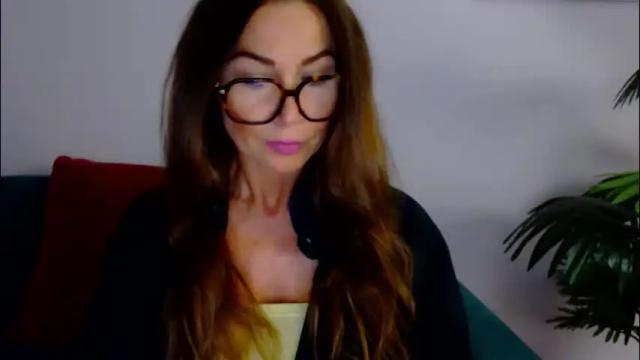 Image 4 of delilah_sweet Stream on Chaturbate on 1 month ago