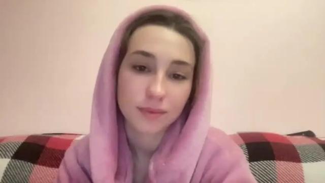 Image 12 of deliverysmile Stream on Chaturbate on 14 months ago