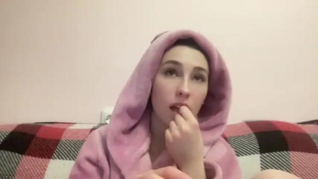 Image 2 of deliverysmile Stream on Chaturbate on 14 months ago