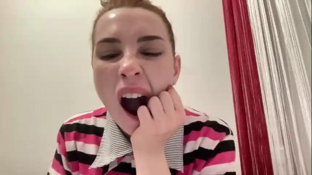 Image 4 of deliverysmile Stream on Chaturbate on 1 month ago