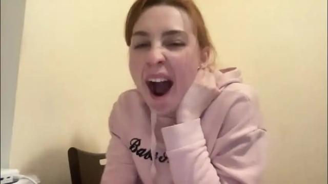 Image 10 of deliverysmile Stream on Chaturbate on 1 month ago