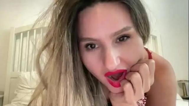 Image 8 of dellicya Stream on Chaturbate on 5 months ago