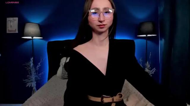 Image 10 of delores_adams Stream on Chaturbate on 13 months ago
