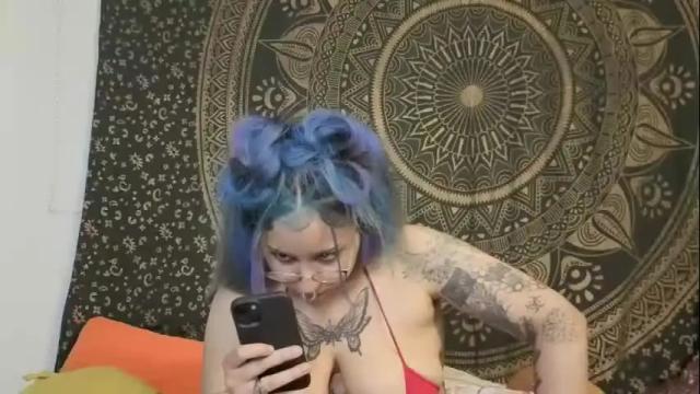 Image 11 of deluxxxeblu Stream on Chaturbate on 5 months ago