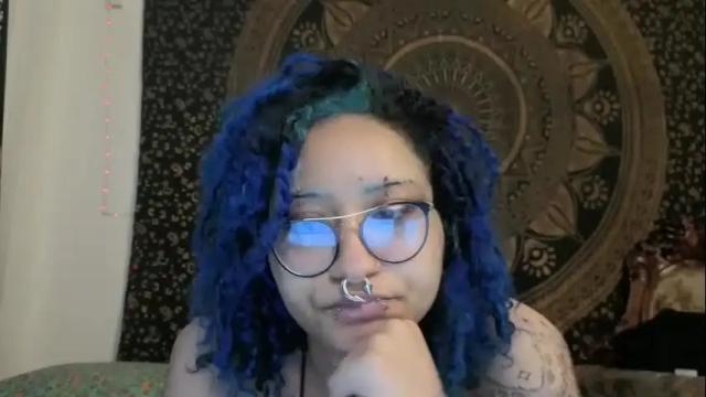 Image 2 of deluxxxeblu Stream on Chaturbate on 4 months ago