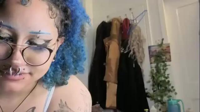Image 7 of deluxxxeblu Stream on Chaturbate on 4 months ago