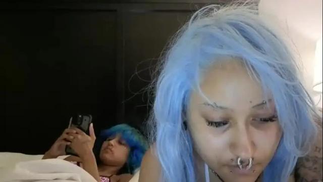 Image 3 of deluxxxeblu Stream on Chaturbate on 3 months ago