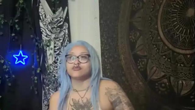 Image 11 of deluxxxeblu Stream on Chaturbate on 3 months ago