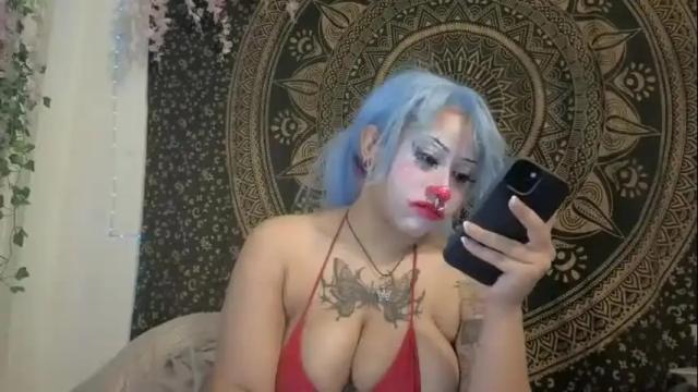 Image 7 of deluxxxeblu Stream on Chaturbate on 2 months ago