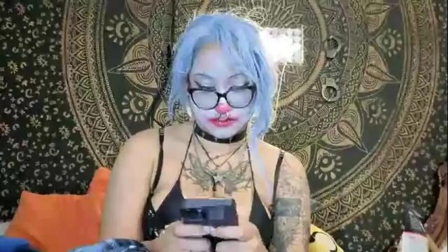 Image 7 of deluxxxeblu Stream on Chaturbate on 2 months ago