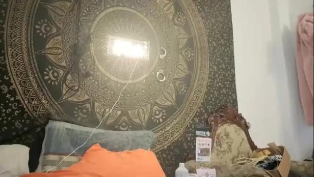 Image 11 of deluxxxeblu Stream on Chaturbate on 2 months ago