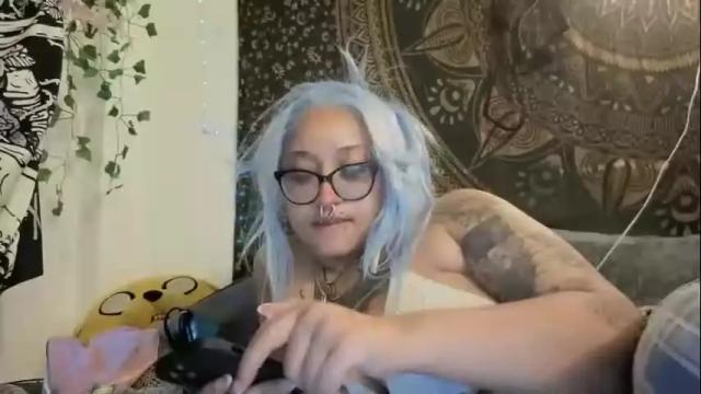 Image 6 of deluxxxeblu Stream on Chaturbate on 2 months ago