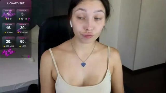 Image 12 of demi_loran Stream on Chaturbate on 1 month ago