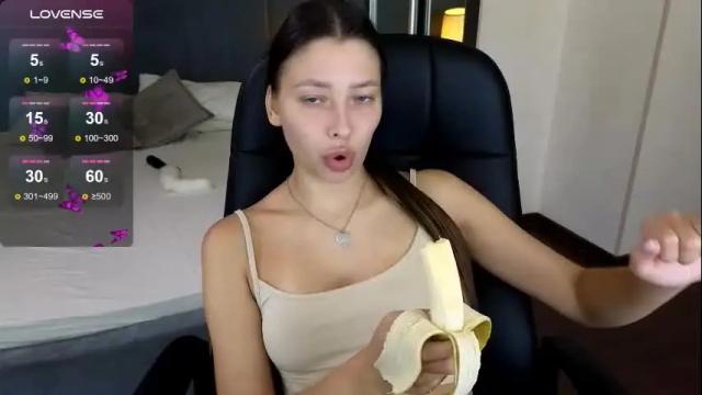 Image 11 of demi_loran Stream on Chaturbate on 1 month ago